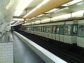 Line 7 platforms at Jussieu