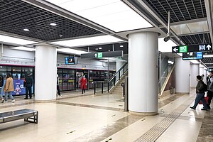 宜宾道站站台