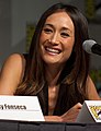 有二分之一越南血统的越裔美国人李美琪（Maggie Q）