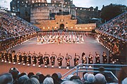 6 在爱丁堡城堡前院兴建的露天舞台