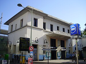 车站站舍