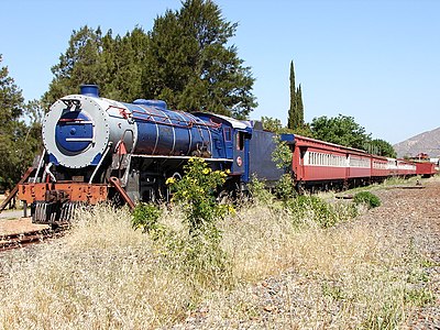 NBL-built no. 2828, now in royal blue and with number plates, 20 October 2009.