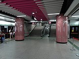 Interchange passageway from the south end of Line 4