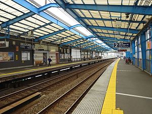 小田急线月台（2015年9月24日）