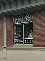 A picture of the windowfront of Pilot Pete's, a concession stand within the station.