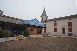 The town hall and church in Fontenoy-sur-Moselle