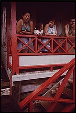 People in Martín Peña in 1972