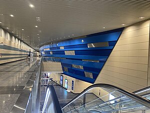 大世界地鐵站大廳層和月台層