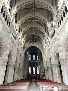 Nave of Chalon Cathedral in Burgundy (1220–1522)