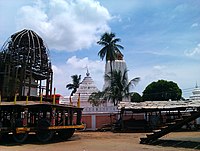 Chariot and side view of temple