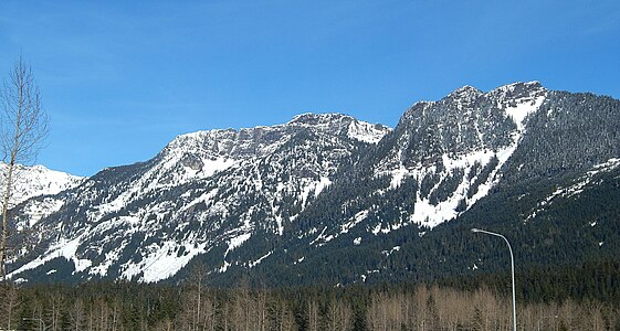 Rampart Ridge and Dungeon Peak seen from Interstate 90