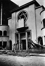 The Synagogue of Montmartre and several others were attacked and vandalized in 1941.(Bundesarchiv)