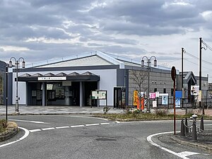 车站入口与站房(2021年2月)