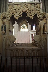 Tomb of Bishop Raymond de la Porte (1294–1316)