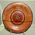 阿茲特克橙黑彩陶，藏於美國馬薩諸塞州菲奇堡美術館