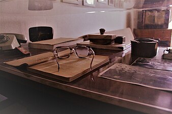 Exhibits of the museum. Niyazi's personal belongings