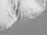 火星全球探勘者号拍摄的诺克提斯迷宫岩壁层。