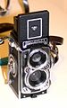 仿古微型数码劳莱双镜头反光照相机 仿1928年 ROLLEIFLEX 双镜头反光照相机, <1/3 尺度, 3MP. 9.5毫米 F/2.8 镜头, 1760X1760像素。