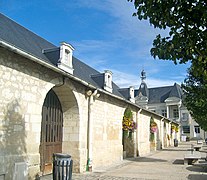 集市大堂（法語：Halles de Sainte-Maure-de-Touraine）