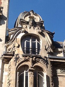 Detail of the Lycée Italien, rue Sedillot (1899)