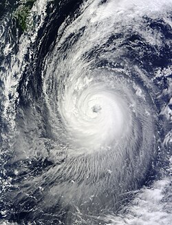 10月3日，位于北马里亚纳群岛和日本之间的强台风巴蓬