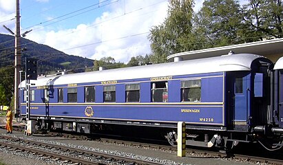 Wagons-Lits dining car in Austria in 2003