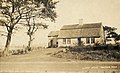 A common form of gambrel roof, Captain Joseph Atwood house, 1752; now part of the Atwood House Museum, Chatham, Massachusetts, US