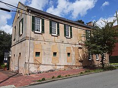 The rear of the Owens–Thomas House on Lincoln Street