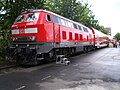 采用交通红色涂装的219 453-9号机车于于特森（2008年）