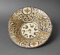 Pottery of Nishapur in the Islamic Golden Age (10th - 11th century)