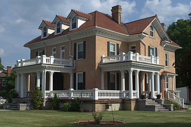 Frank and Mattie Hammond House