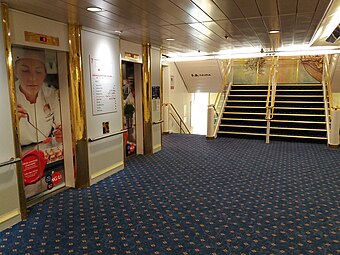 Lobby on deck 7.