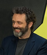 Michael_Sheen_crop_n2_Good_Omens_panel_at_NYCC_(61104)