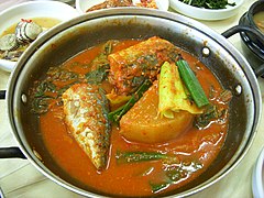 Godeungeo-jorim (simmered mackerel)