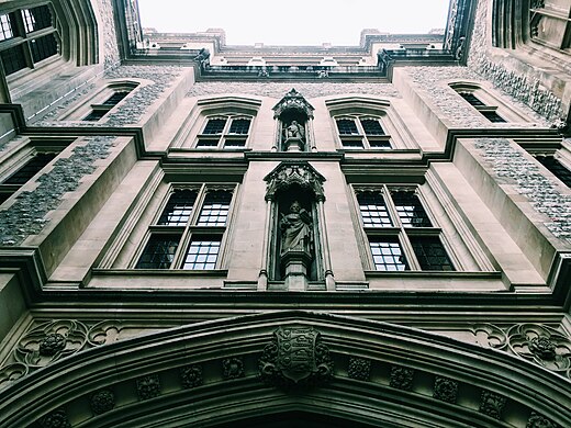 Edifice of the Maughan Library, King's College London