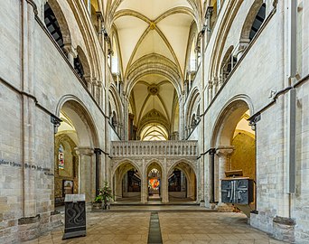 Arundel Screen