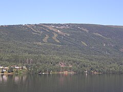 The slopes looking across Krøderen