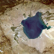 卫星图像中的乌布苏湖