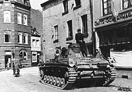 Panzer III tank with an N.K.A.V. mounted above the right muffler.