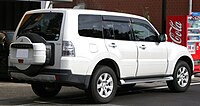 Mitsubishi Pajero Exceed (pre-facelift)