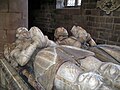 Tomb of Sir Edward Littleton (died 1574) and his wife, Alice Cockayne. The high ruffs for both are characteristic of the period. Attributed to the Royley workshop in Burton on Trent.