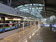 往创新港站站台 (2022年5月)