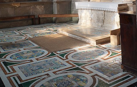 Faience tile floor of the Chapel of Saint Amoncourt (16th century)