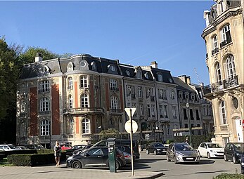 Entrance gates of the Square du Bois/Bossquare