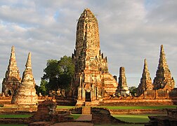 Wat Chaiwatthanaram, late afternoon