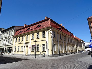 Building at Długa street 41