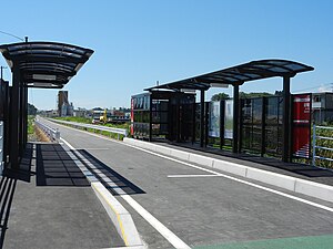 BRT公车站(2012年8月)