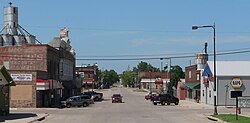 Downtown Sutton: Saunders Avenue, looking north