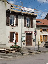 The town hall in Hoéville