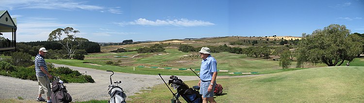 Panoramic view of Mount Compass GC from the 18th green, 7 March 2007